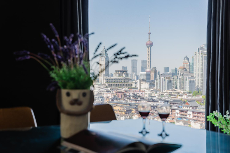 Food & Drinks, Book and Bed - Yuyuan Garden, Shanghai