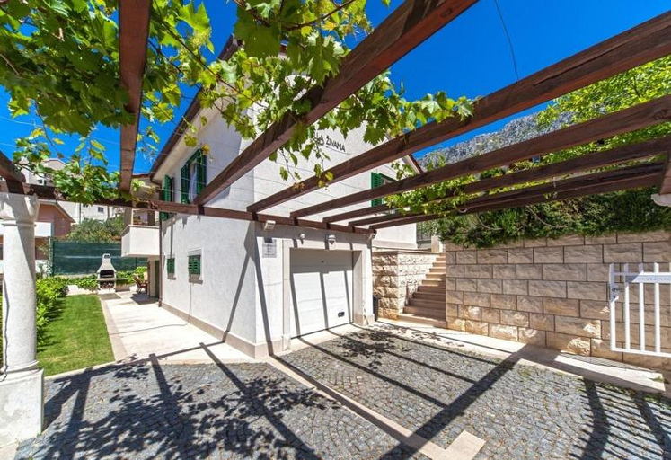 Others 5, Villa Zivana, Dugi Rat