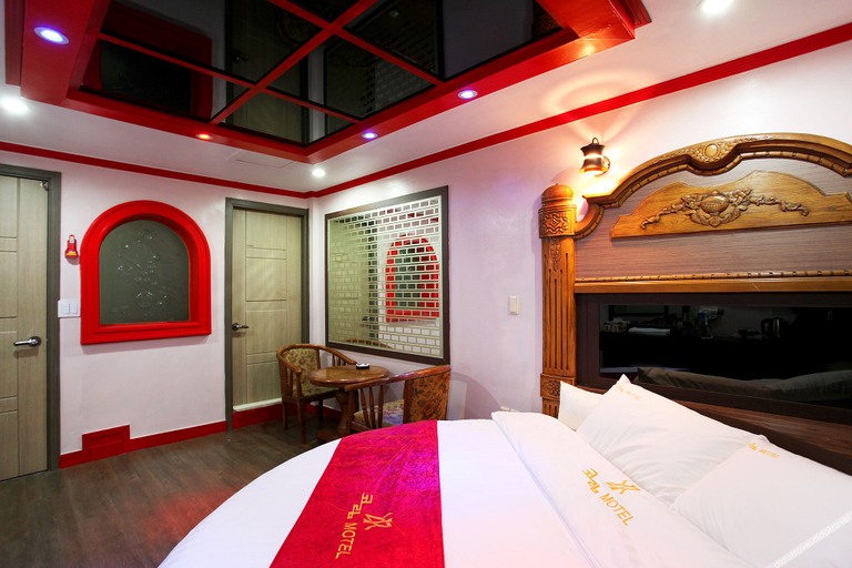 Bedroom 2, Wangsimni Corim, Seongdong