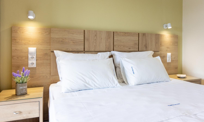 Bedroom 3, Angeliki Beach Hotel, Thessaly