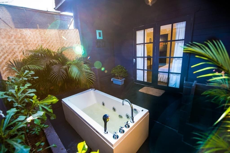 Bathroom 3, Casa Comfort, North Goa