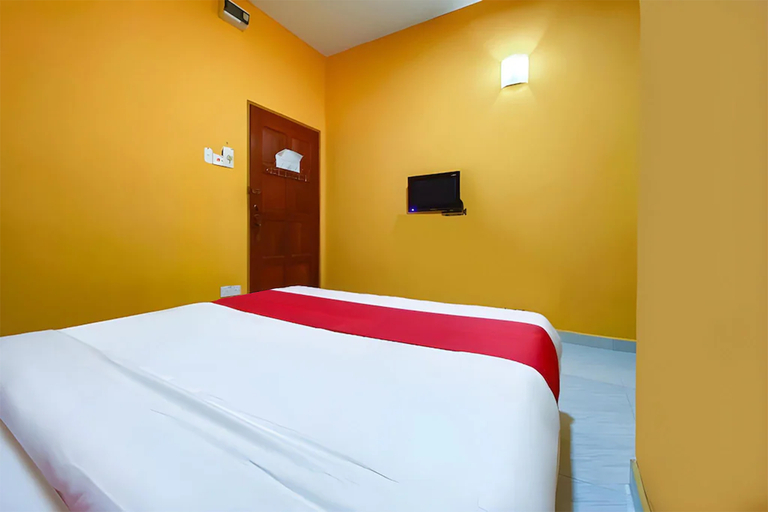 Bedroom 2, Coop Hotel Kangar, Perlis