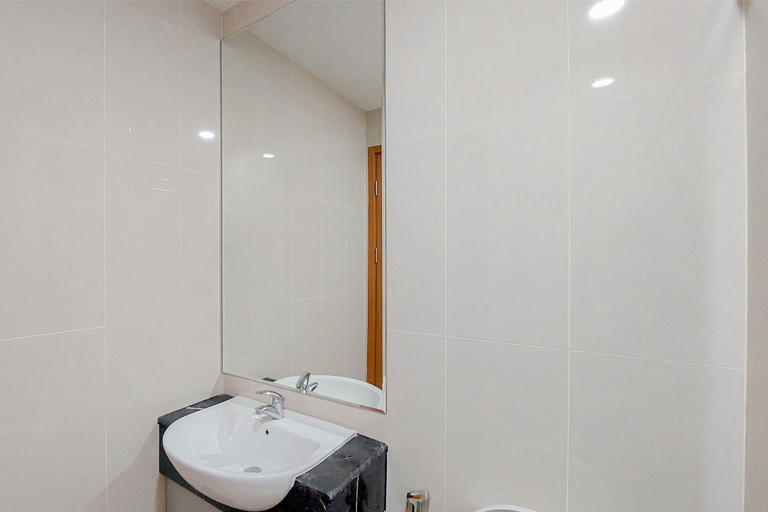 Bathroom 4