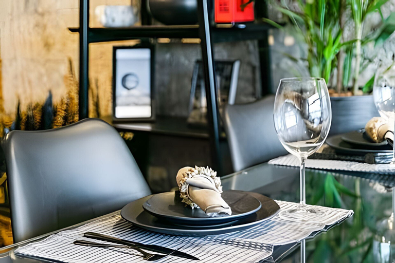 Food & Drinks 6