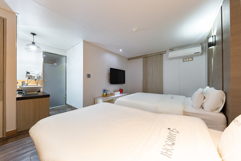 Bedroom 2, Daejeon Eunhaeng Jawoori, Daedeok