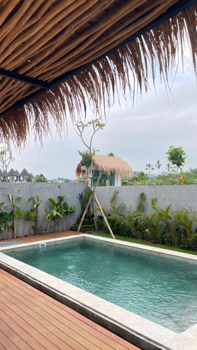 Swimming Pool 8