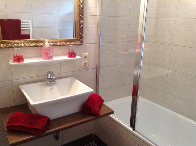 Bathroom 9