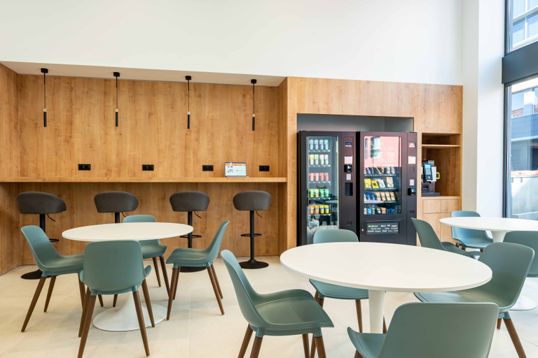 Food & Drinks 4, easyHotel Madrid Alcala, Madrid