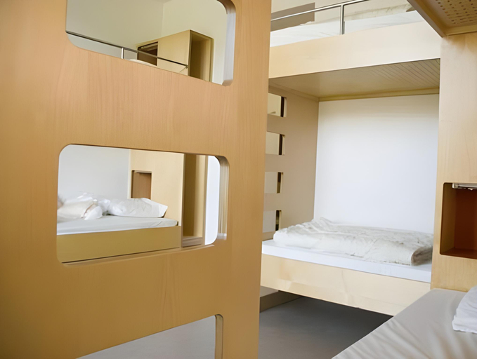 Bedroom 9