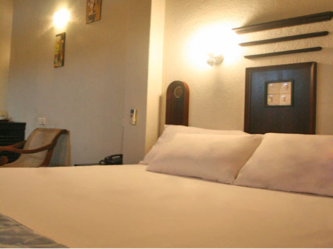 Bedroom 2, Dalawella Beach Resort, Habaraduwa
