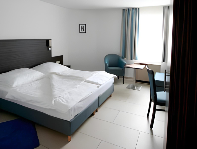 Bedroom 9