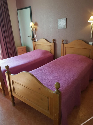 Bedroom 2, L'Hôtel des Bords de l'Ill, Bas-Rhin