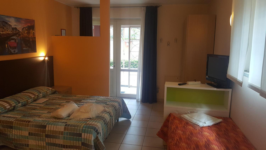 Bedroom 16
