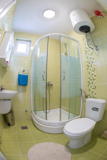 Bathroom 5, Villa Nadezda