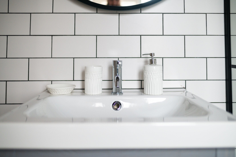 Bathroom 5, Paddington by Capital, London