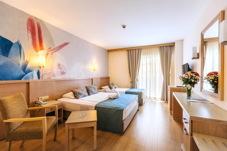 Bedroom 3, Sural Resort Hotel, Manavgat