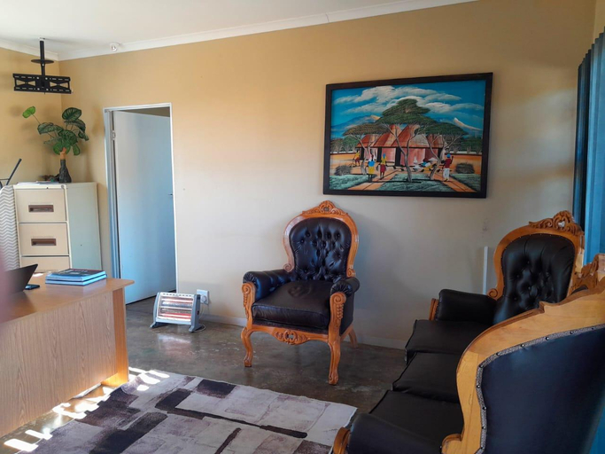 Public Area, Mogale Royal Gardens, Capricorn