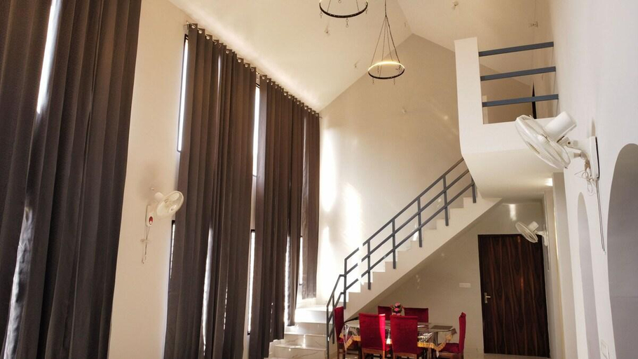 Public Area 2, Dr. Atam Parkash Villa, Panchkula