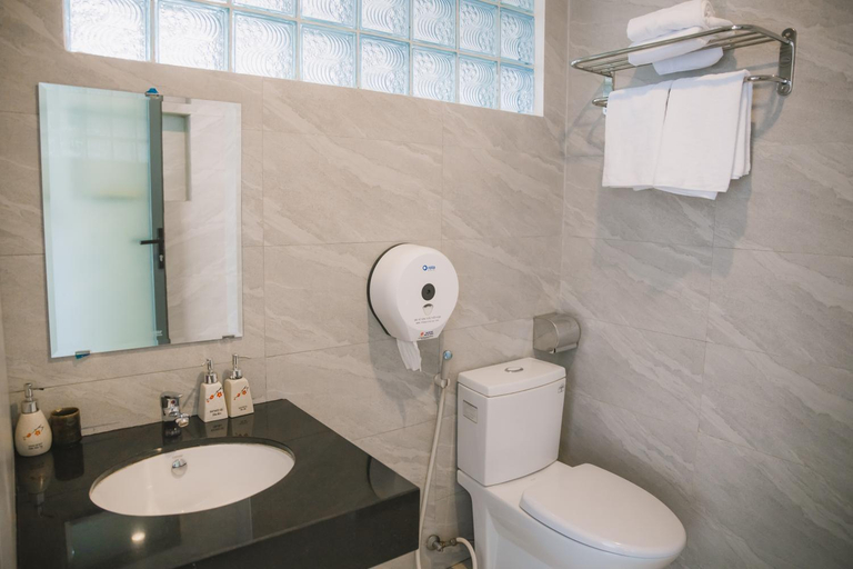 Bathroom 3, Sen Villa, Bảo Lộc