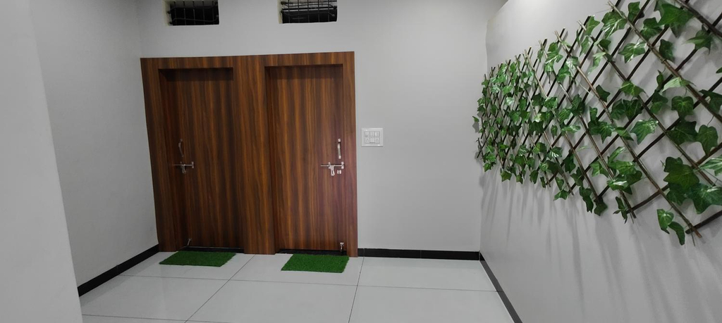 Others 3, TARA Guest House, Ujjain