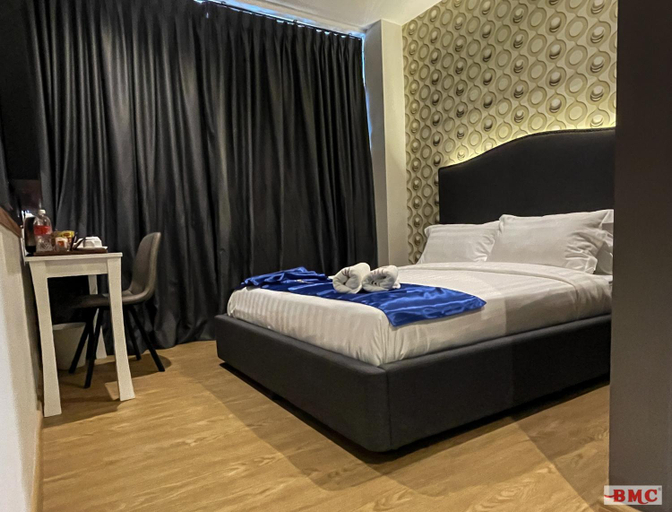 Bedroom 6
