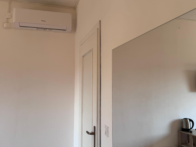 Others 4, Mestre Residence, Venezia