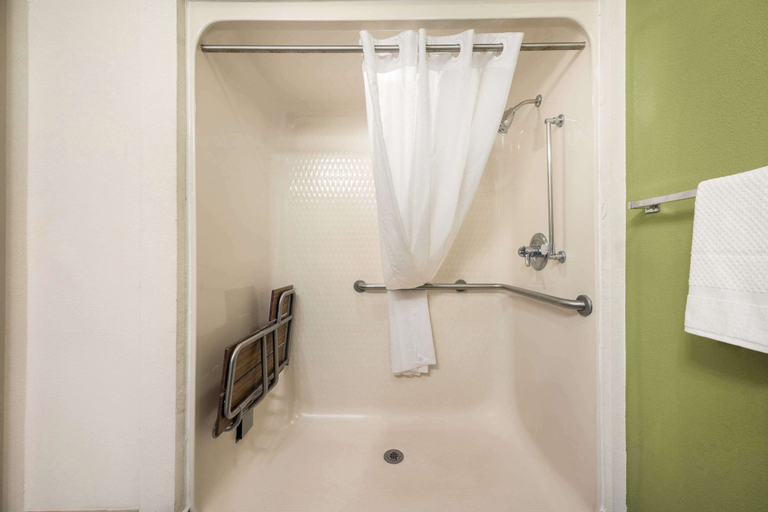 Bathroom 3, Sleep Inn Athens I-65, Limestone