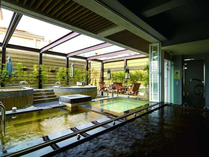 Swimming Pool 5