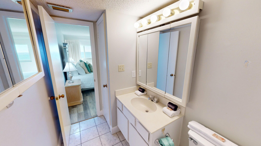 Bathroom 4, Beach House 101a 2 Bedroom Condo, Walton