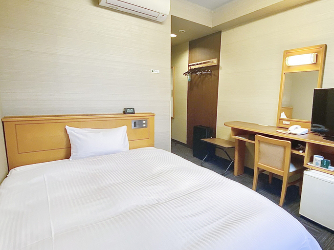 Bedroom 3, Hotel Route-Inn Shimada Yoshida Inter, Shimada