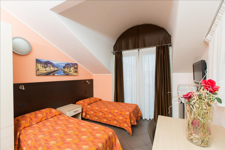 Bedroom 6