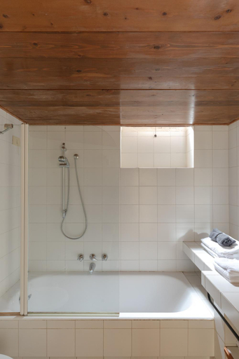 Bathroom 2, Classic and chic apartments in Trastevere, Rome