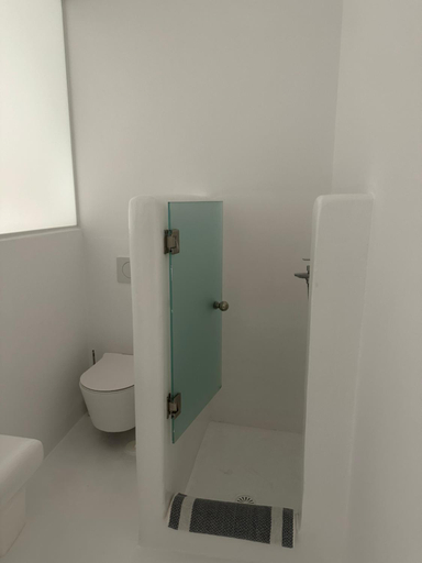 Bathroom 5, Eternal Town, South Aegean