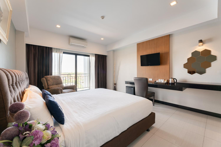 Bedroom 8