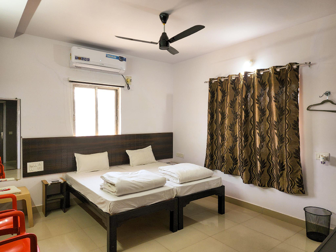 Bedroom 2, Hotel Shivani Inn, Seoni