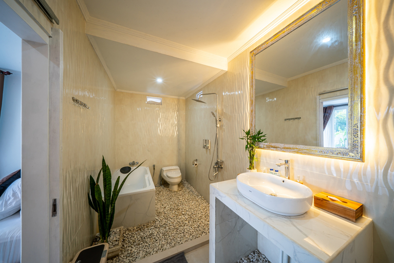 Bathroom 5, Hayana Villa Kintamani, Bangli