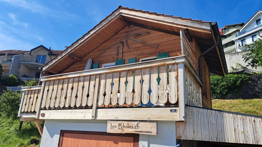 Exterior & Views 1, "Les Echalas" Chalet independant avec cuisine en Lavaux Unesco, Lavaux-Oron