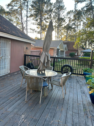 Others 4, Beautiful Living Area, Montgomery