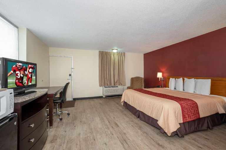 Bedroom 3, Red Roof Inn Abingdon, Washington