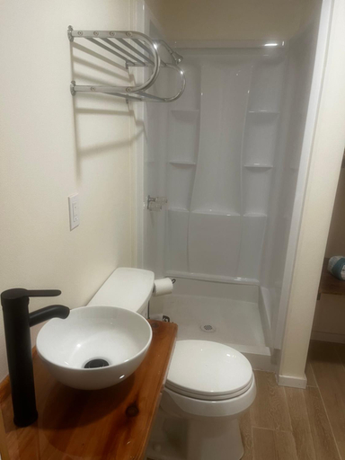 Bathroom 3, Mercer Lake Resort and Beach, Lane