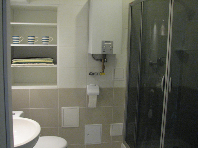 Bathroom 2, Salwator Apartments, Kraków City