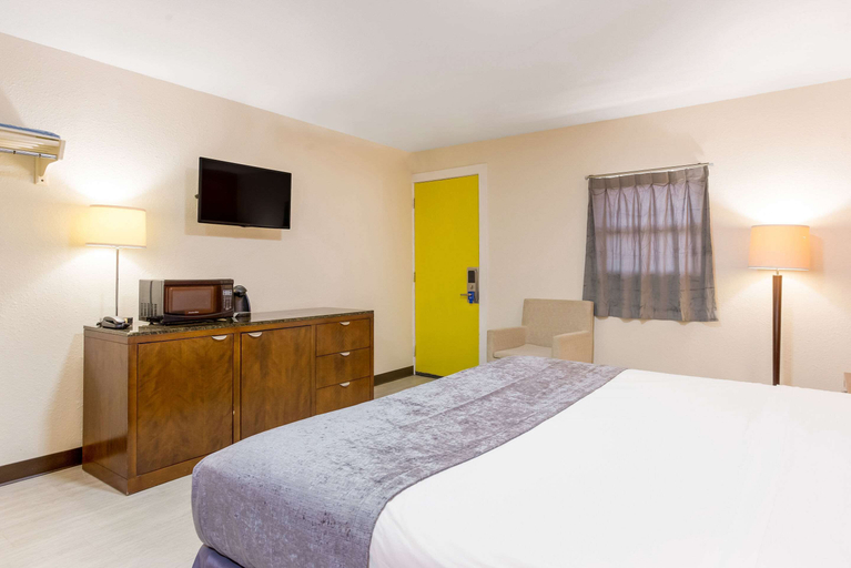 Bedroom 3, Inn Berryville, Carroll