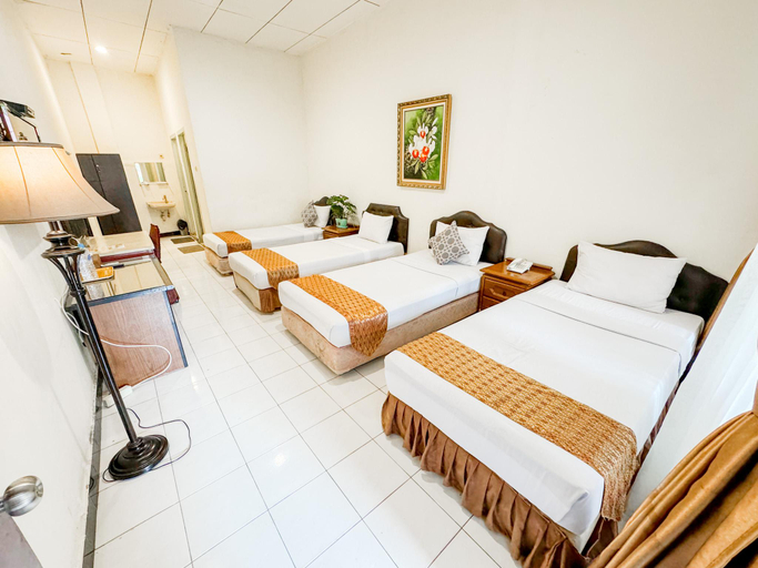 Bedroom 13