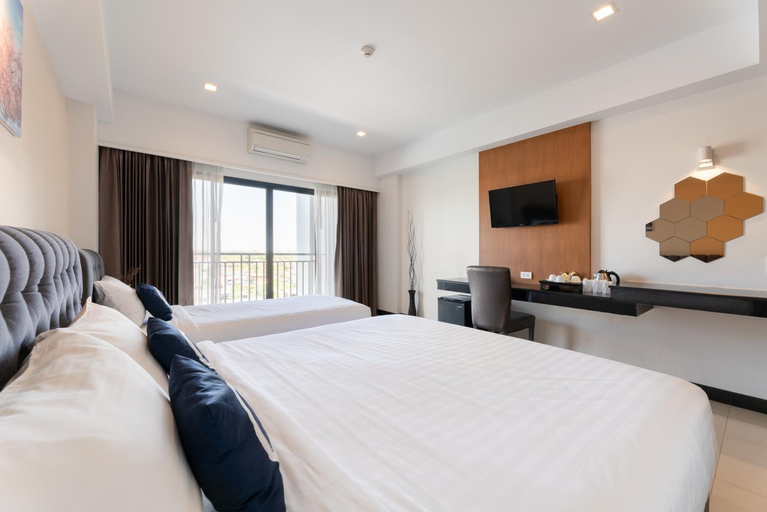 Bedroom 12