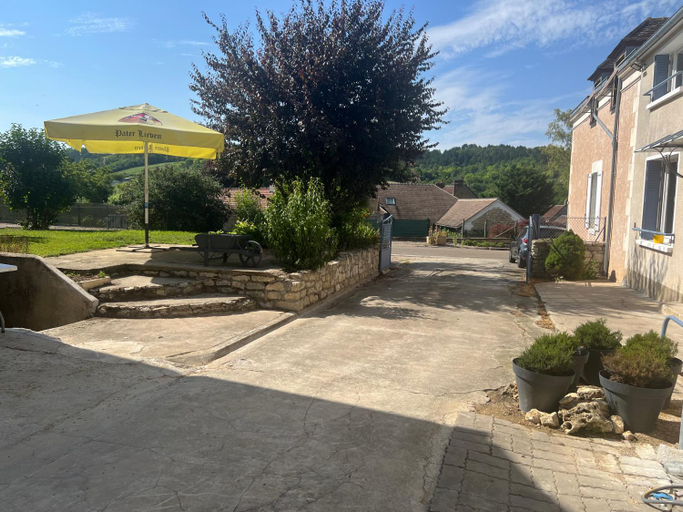 Others 5, L'Entracte, Yonne
