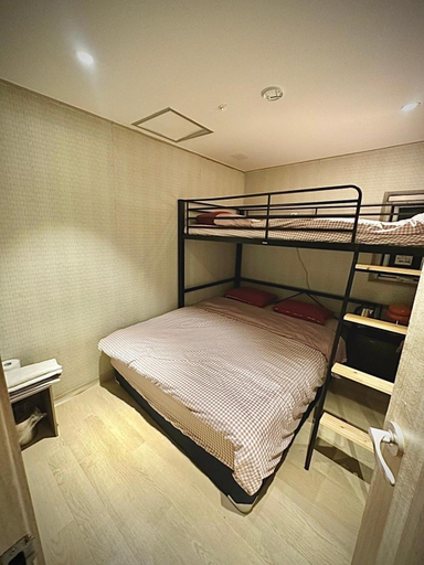 Bedroom 15