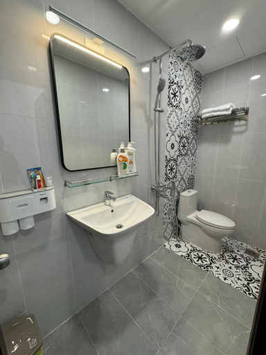 Bathroom 2