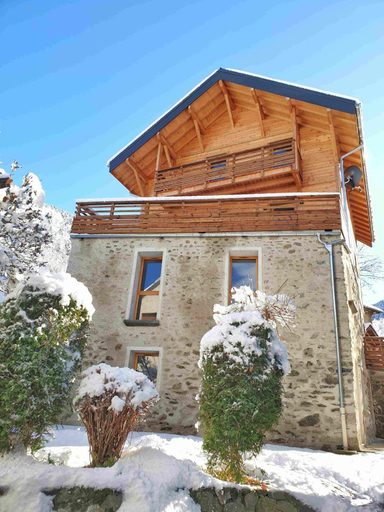 Others 5, Chalet 800, Isère