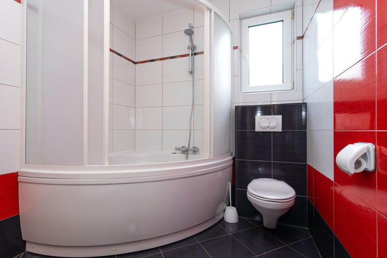 Bathroom 2, Apartments Mia, Baška