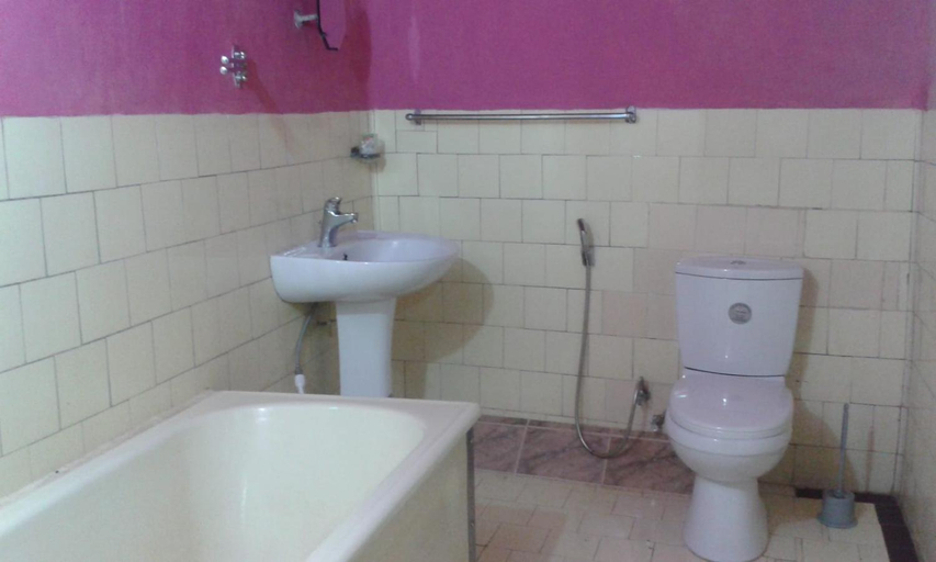 Bathroom, Rajagala Residence Bungalow Hunnasgiriya, Medadumbara